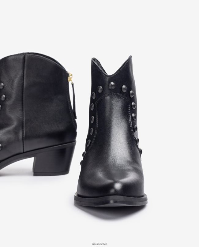 Unisa מגף קרסול בסגנון בוקרים עם ניטים אופנה נשים V2BP21015