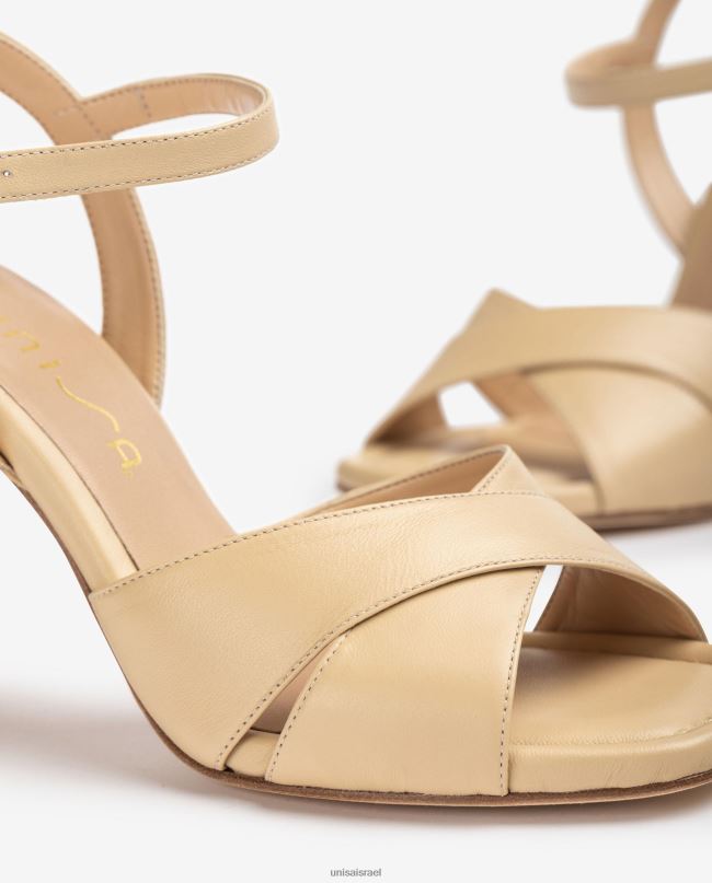 Unisa סנדלי רצועות עור מוצלבות בז' נשים V2BP2339