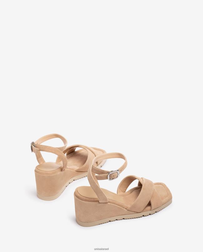 Unisa סנדל עם עקב טריז וסוליה מרופדת בז' נשים V2BP2414