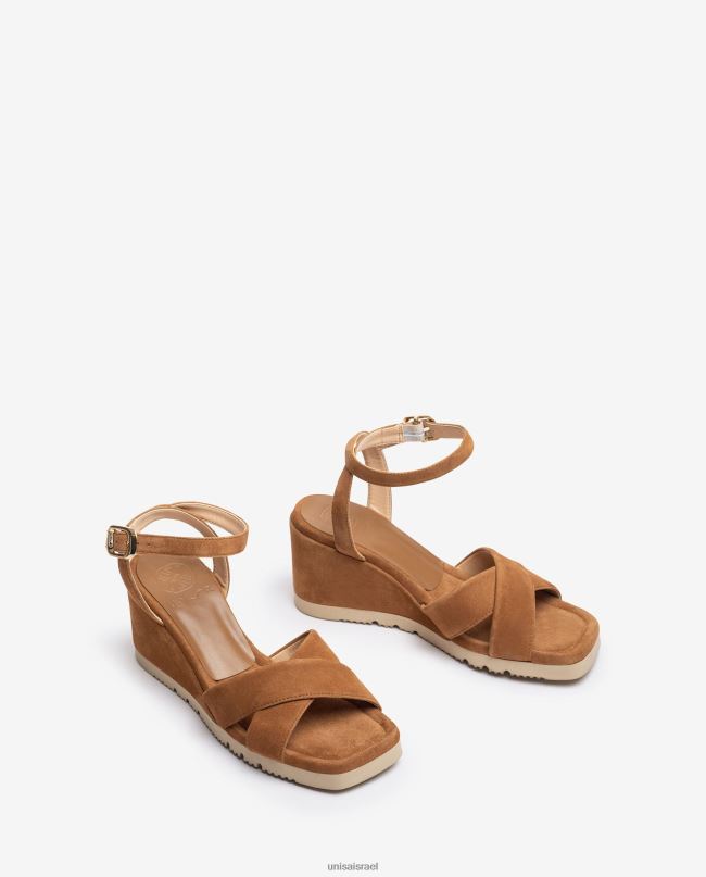 Unisa סנדל עם עקב טריז וסוליה מרופדת חום נשים V2BP2415