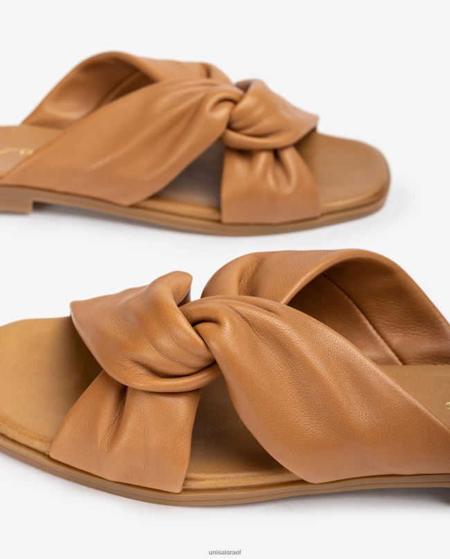 Unisa סנדל שטוח עם רצועה מוצלבת חום נשים V2BP263