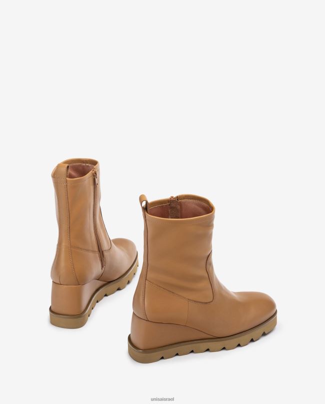 Unisa מגף קרסול עם סוליית גומי חום נשים V2BP2976