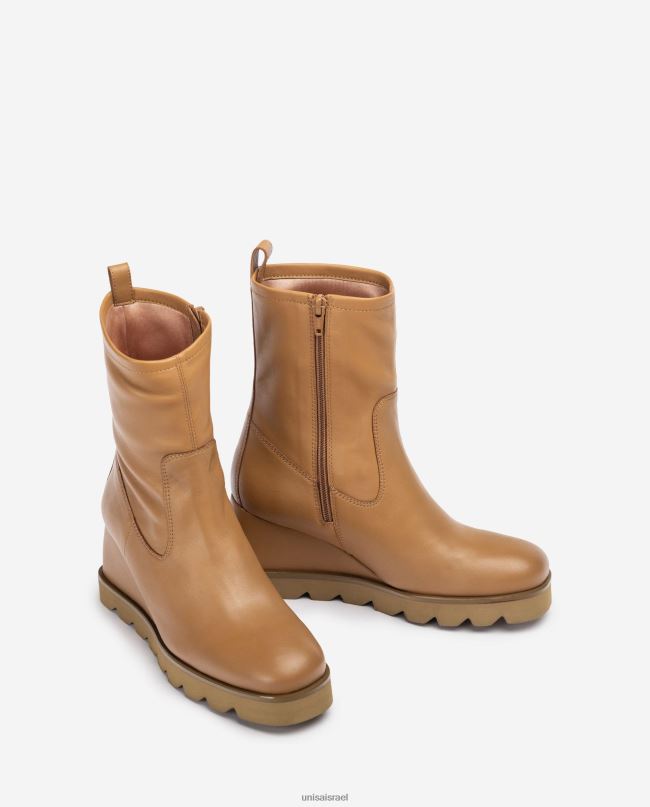 Unisa מגף קרסול עם סוליית גומי חום נשים V2BP2976